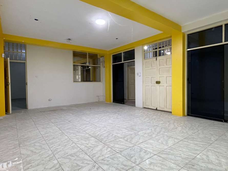 Local en la Urbanización Vista Hermosa