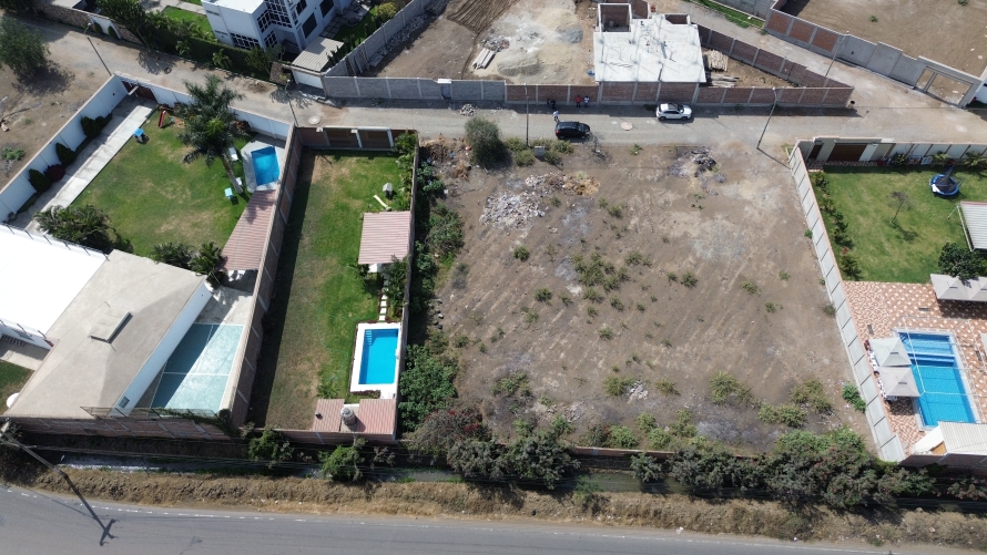 Terreno en el Condominio El Remanso en Santo Domingo