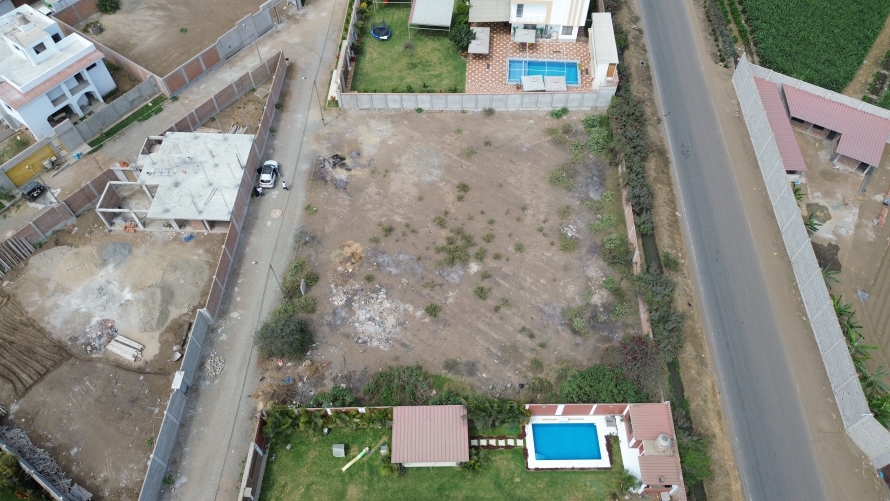 Terreno en el Condominio El Remanso en Santo Domingo