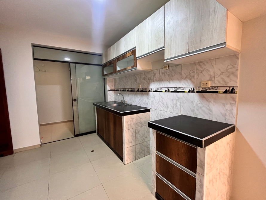 Edificio en la Urbanización San Andrés V Etapa