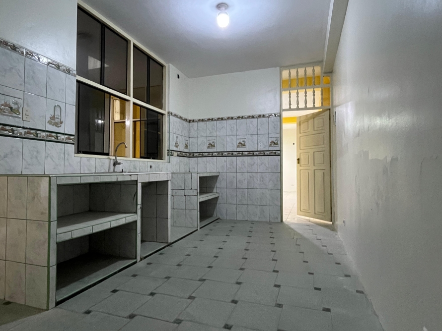 Local en la Urbanización Vista Hermosa